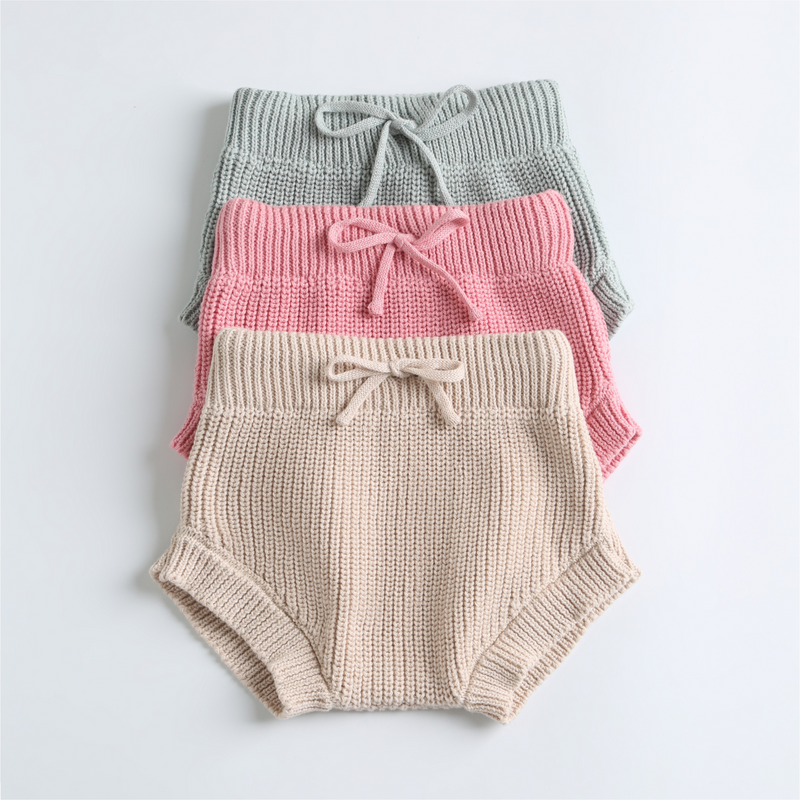 Strick-Shorts