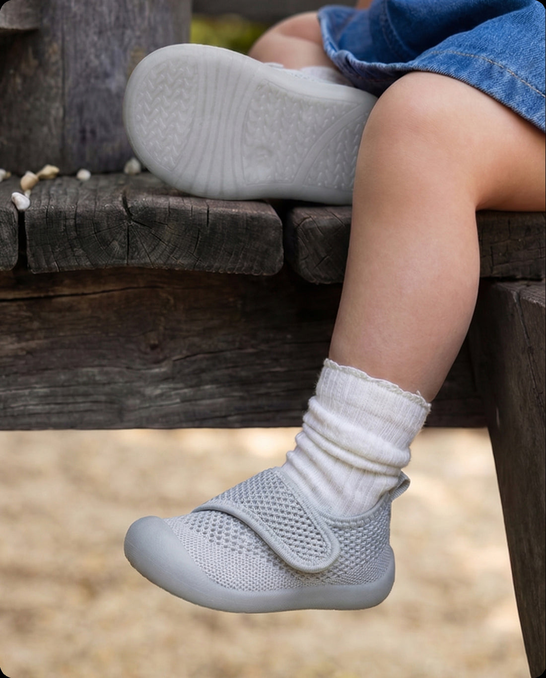 Thin, flexible & non-slip sole.