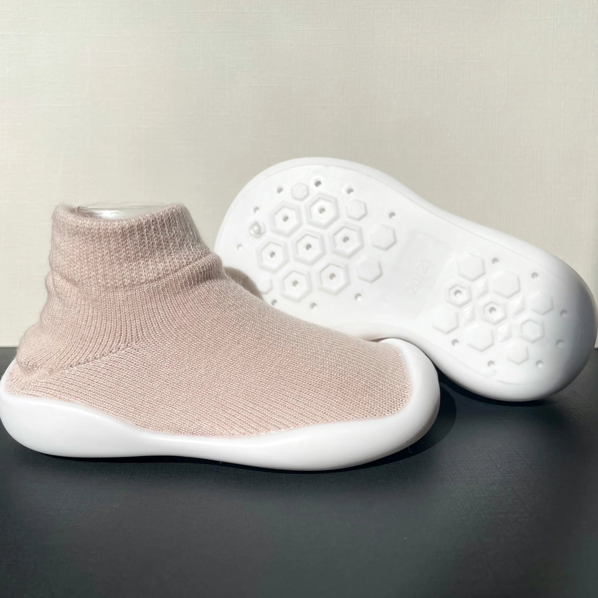 SOFMUO Babyschuhe Cowboystiefel Mit Quasten – Seitlicher Reißverschluss, Wildleder-Optik, Rutschfeste Sohle