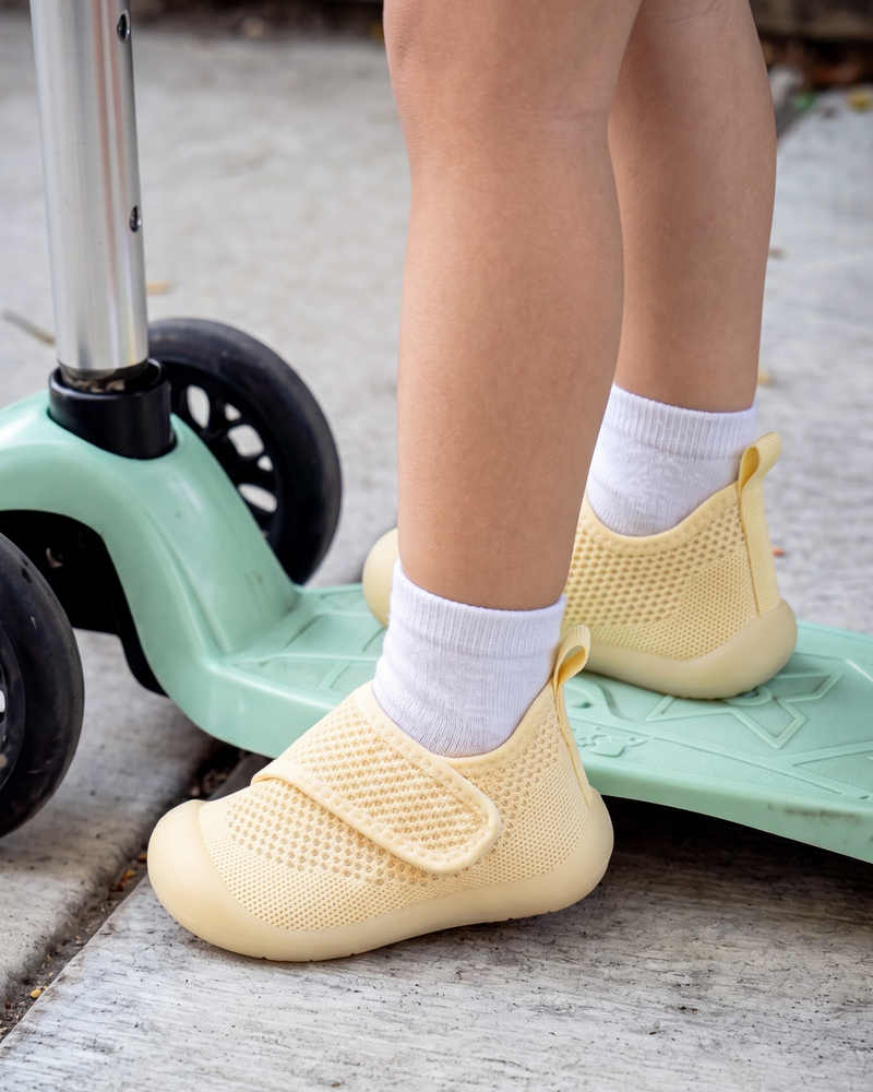 Barfußschuhe für kleine Entdecker